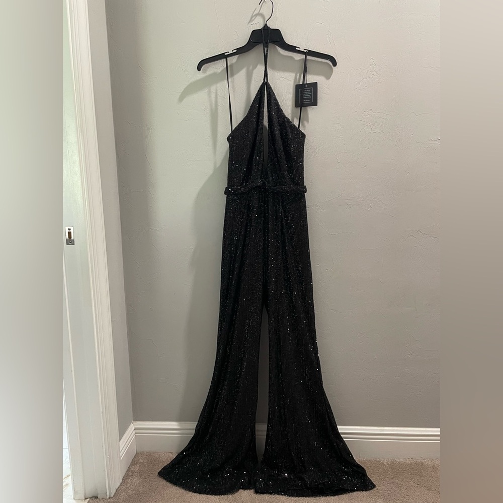 Ieena for Mac Duggal Halter Neck Keyhole Detail Sequin Jumpsuit. Black. NWT!